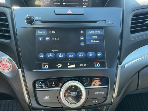 Used 2019 Acura ILX Premium Package image 13