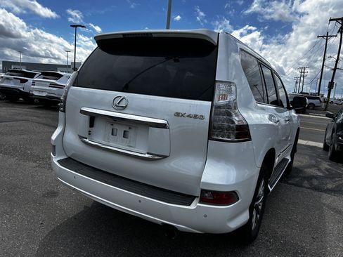 Used 2014 Lexus GX 460 Luxury AWD/4WD image 5