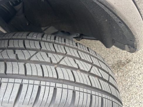 Used 2020 Jeep Grand Cherokee Altitude image 23