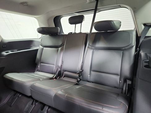 Used 2025 Ford Expedition Active AWD/4WD image 11
