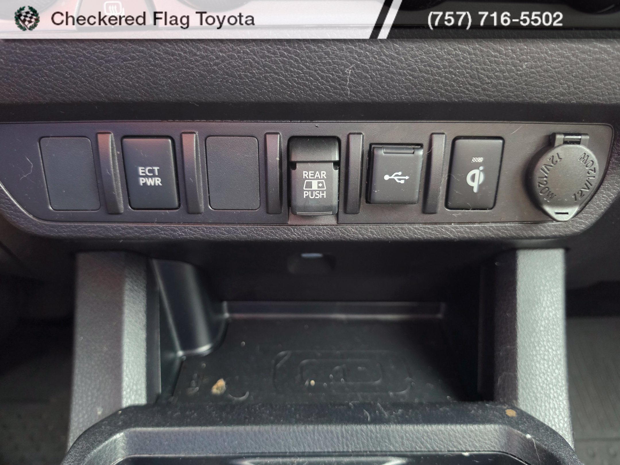 Used 2023 Toyota Tacoma TRD Sport AWD/4WD image 18