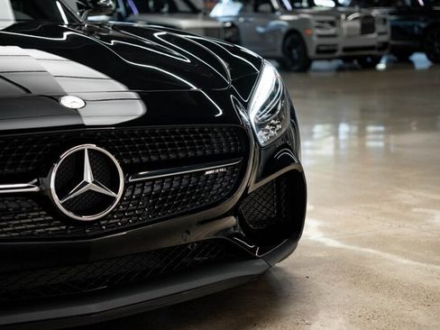 Used 2017 Mercedes-Benz AMG GT Coupe image 16