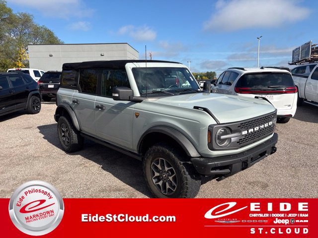 Used 2022 Ford Bronco Badlands AWD/4WD image 1