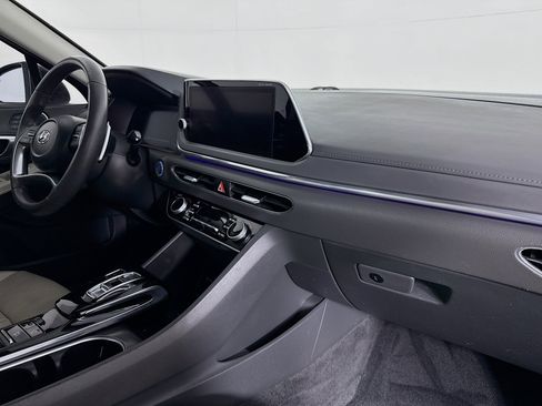 Used 2023 Hyundai Sonata Limited image 29