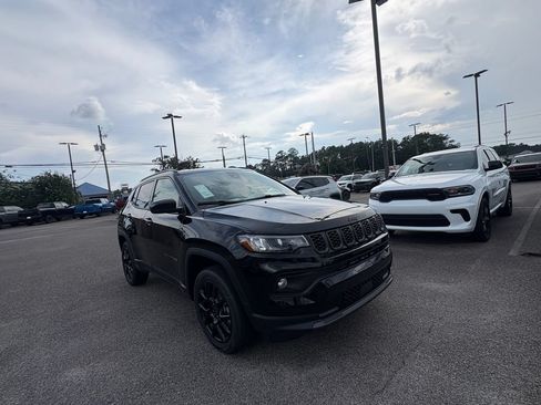 New 2026 Jeep Compass Latitude AWD/4WD image 7