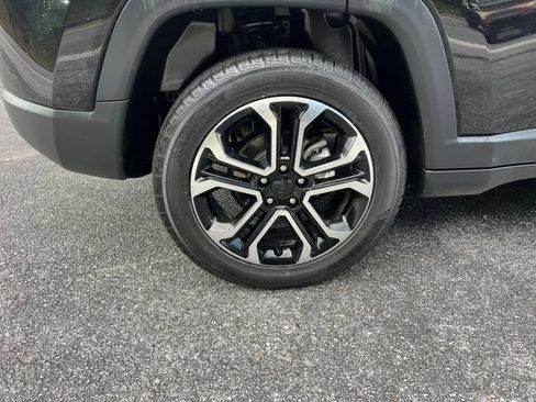 Used 2022 Jeep Compass Limited AWD/4WD image 28