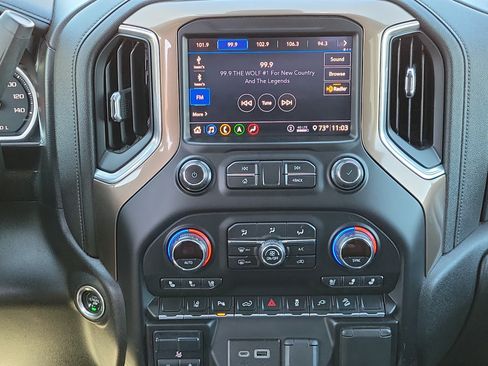 Used 2020 Chevrolet Silverado 2500 High Country w/ Technology Package AWD/4WD image 25