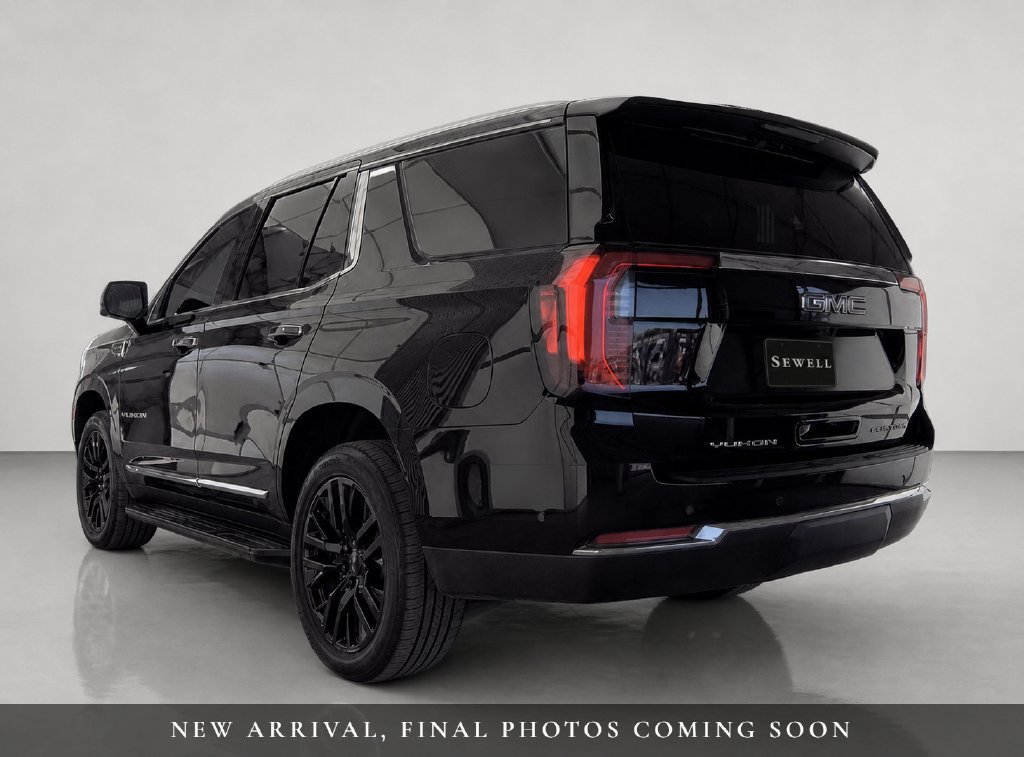 Used 2025 GMC Yukon Elevation w/ Elevation Premium Package AWD/4WD image 5