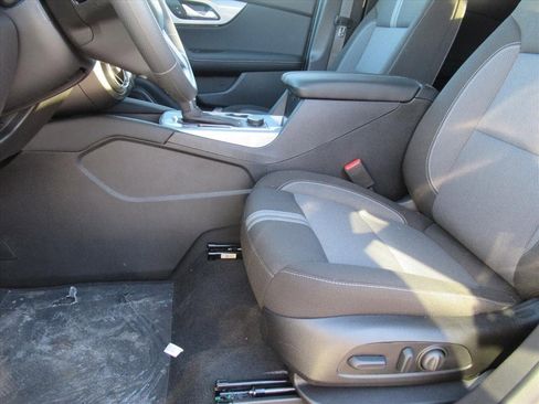New 2025 Chevrolet Blazer LT image 15