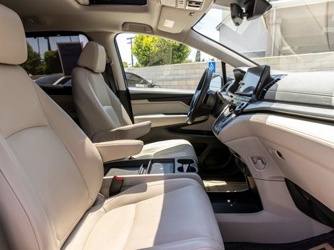 Used 2025 Honda Odyssey EX-L image 29