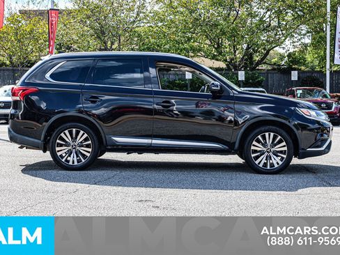 Used 2018 Mitsubishi Outlander SE image 9