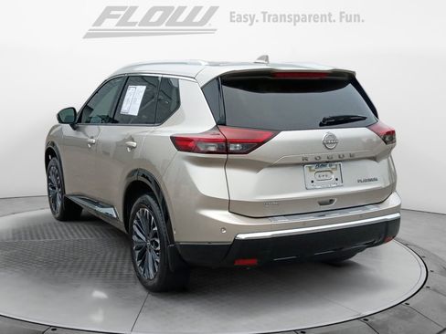 Used 2024 Nissan Rogue Platinum w/ Platinum Premium Package FWD image 5