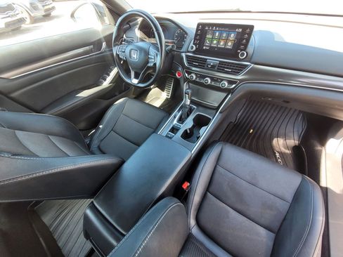 Used 2020 Honda Accord Sport image 3