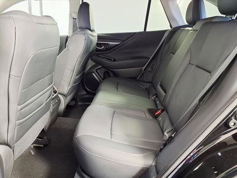 Certified 2025 Subaru Outback Limited image 9