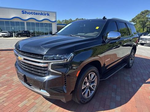 Used 2022 Chevrolet Tahoe LT w/ Luxury Package RWD image 1
