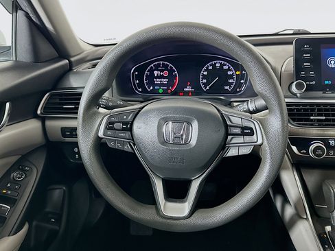 Used 2019 Honda Accord LX image 18
