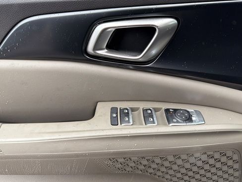 New 2026 Kia Carnival LXS image 9