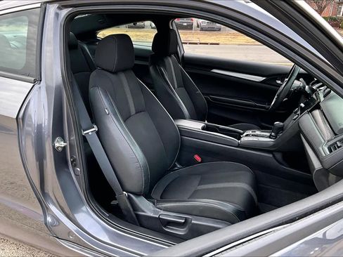 Used 2019 Honda Civic Sport image 8