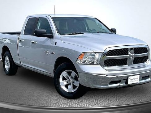 Used 2016 RAM 1500 Classic SLT RWD image 3