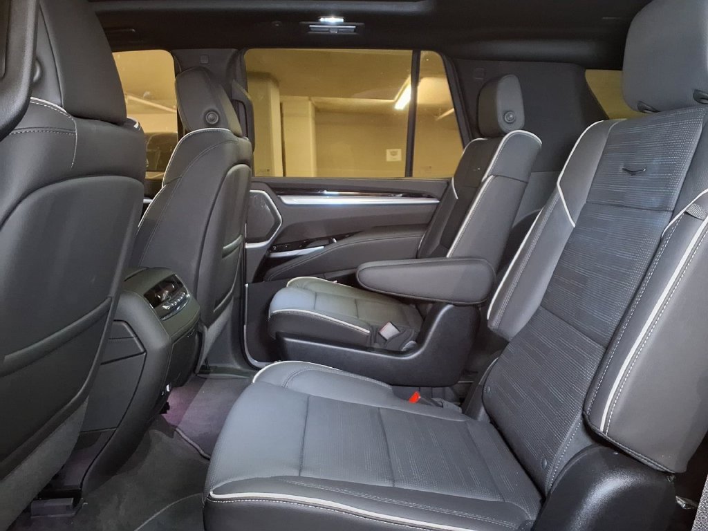 New 2026 Cadillac Escalade Sport AWD/4WD image 15