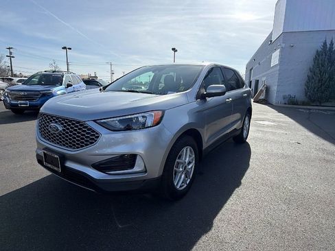 Used 2024 Ford Edge SEL image 1
