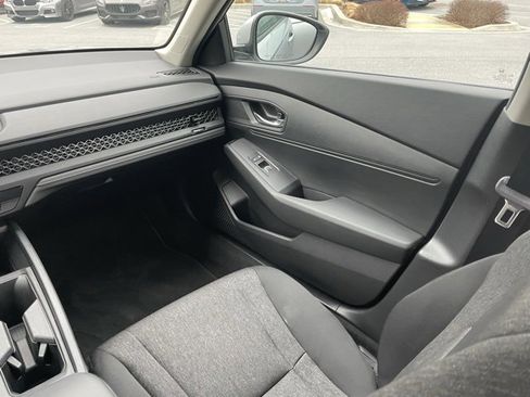 Used 2024 Honda Accord LX image 32