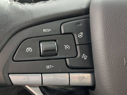 Used 2023 Cadillac Escalade Sport AWD/4WD image 17