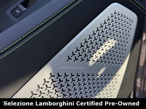 Used 2021 Lamborghini Urus image 27