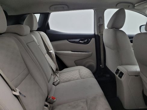 Used 2018 Nissan Rogue Sport SV w/ SV All-Weather Package image 19