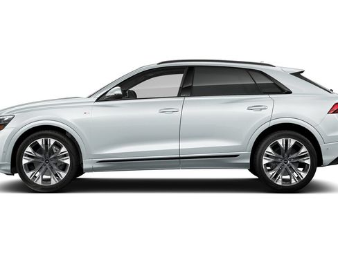 Certified 2025 Audi Q8 Premium Plus w/ Premium Plus Package AWD/4WD image 8