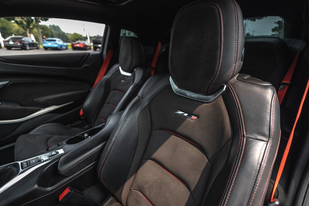 Used 2018 Chevrolet Camaro ZL1 RWD image 24