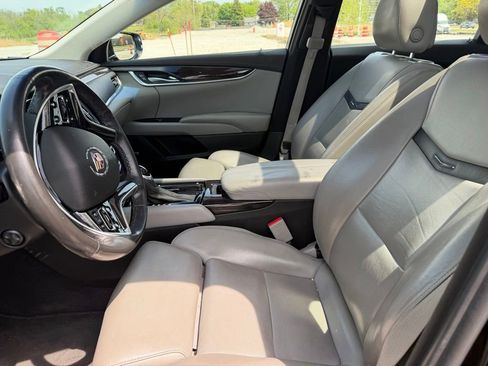 Used 2013 Cadillac XTS Premium FWD image 6