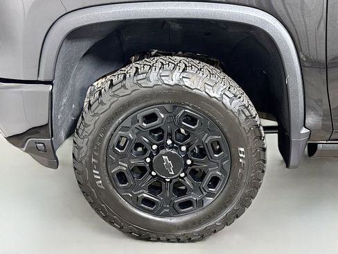 Used 2024 Chevrolet Silverado 2500 High Country w/ Midnight Edition AWD/4WD image 30