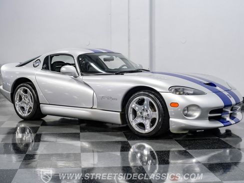 Used 1999 Dodge Viper GTS RWD image 15