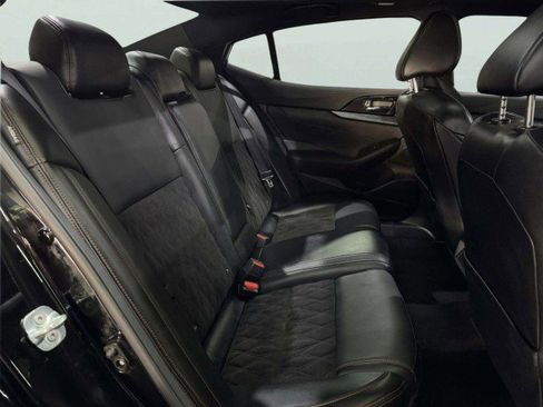 Used 2022 Nissan Maxima SR w/ Sport Mat Group image 48