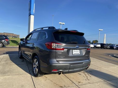 Used 2023 Subaru Ascent Premium w/ Convenience Package AWD/4WD image 9