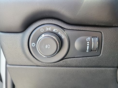Used 2022 Dodge Durango R/T RWD image 21