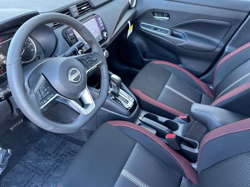 New 2025 Nissan Versa SR w/ Trunk Package image 7