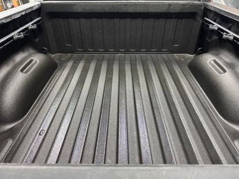 Used 2022 RAM 1500 Big Horn AWD/4WD image 19