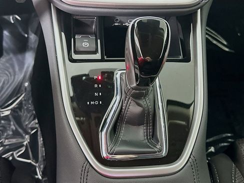 Certified 2025 Subaru Outback Premium w/ Popular Package #1A image 22