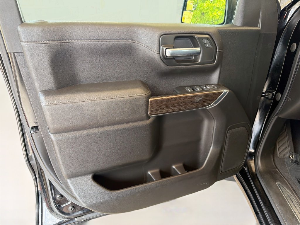 Used 2021 Chevrolet Silverado 1500 RST AWD/4WD image 19