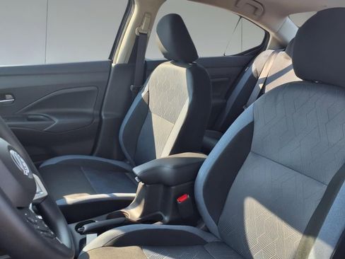 New 2025 Nissan Versa SV w/ Trunk Package FWD image 12
