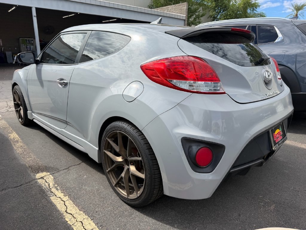 Used 2014 Hyundai Veloster Turbo R-Spec FWD image 3