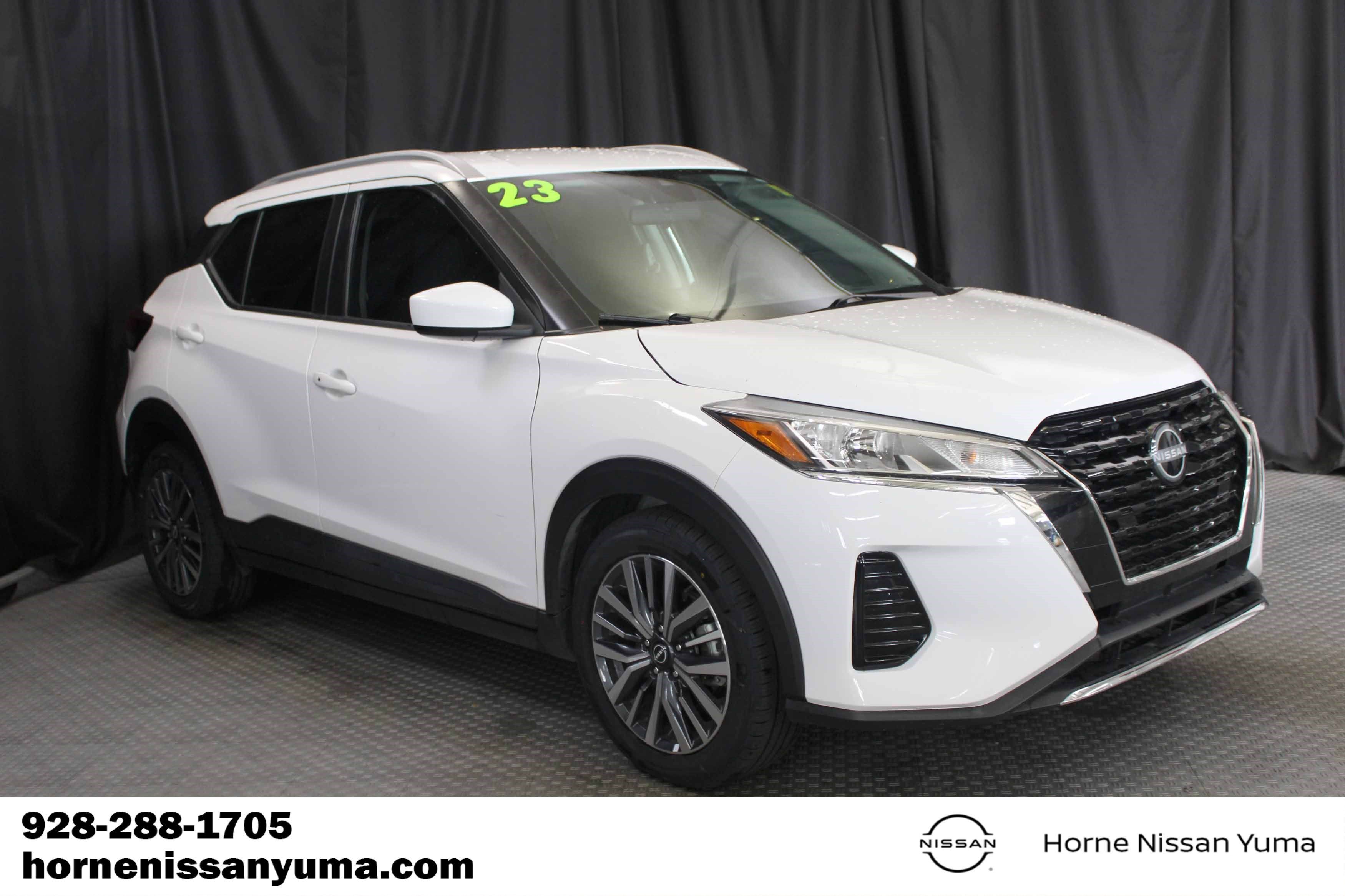 Used 2023 Nissan Kicks SV FWD image 1