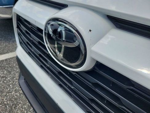 Certified 2022 Toyota RAV4 LE FWD image 11