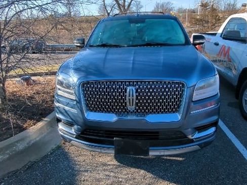 Used 2018 Lincoln Navigator Reserve image 2