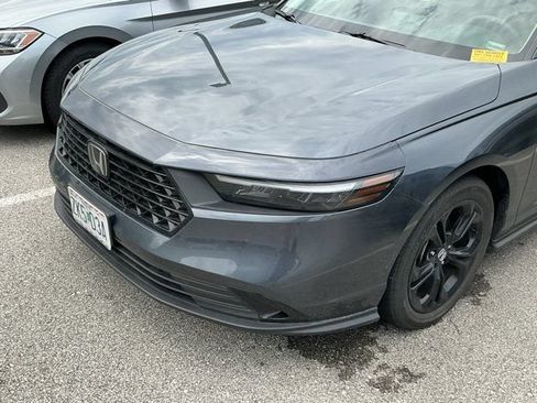 Used 2025 Honda Accord SE image 13