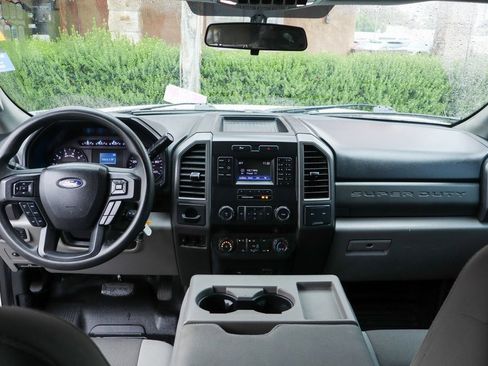 Used 2019 Ford F250 XL w/ STX Appearance Package image 30