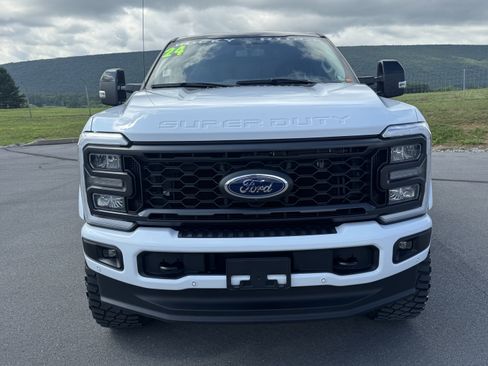 Used 2024 Ford F250 Lariat w/ Lariat Ultimate Package AWD/4WD image 9