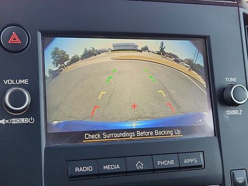 Certified 2024 Subaru Crosstrek 2.0i image 18